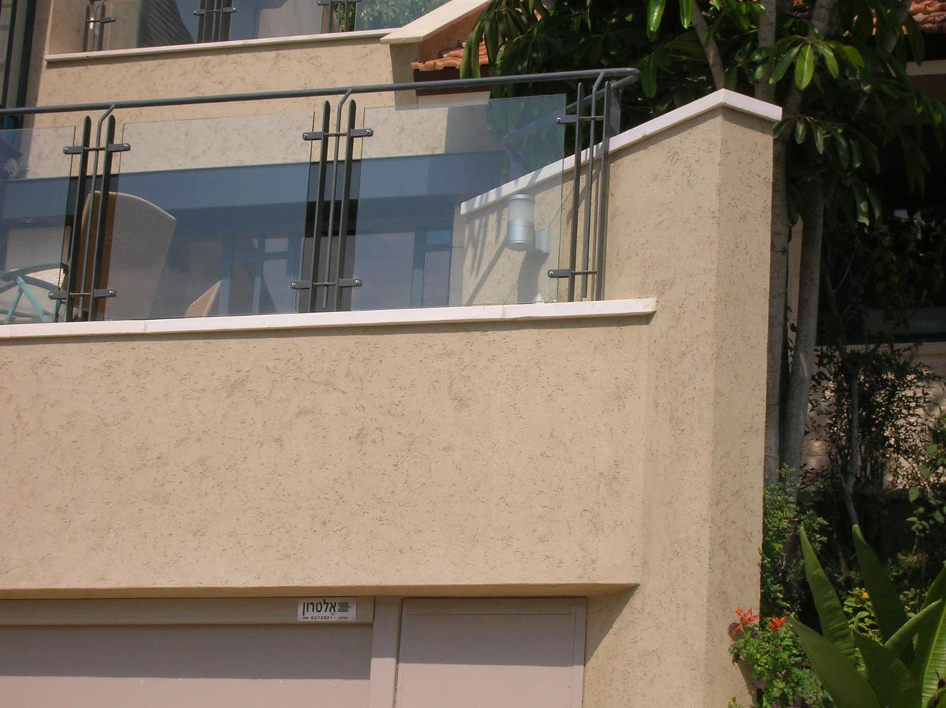 דניה - טיח מינרלי 2003