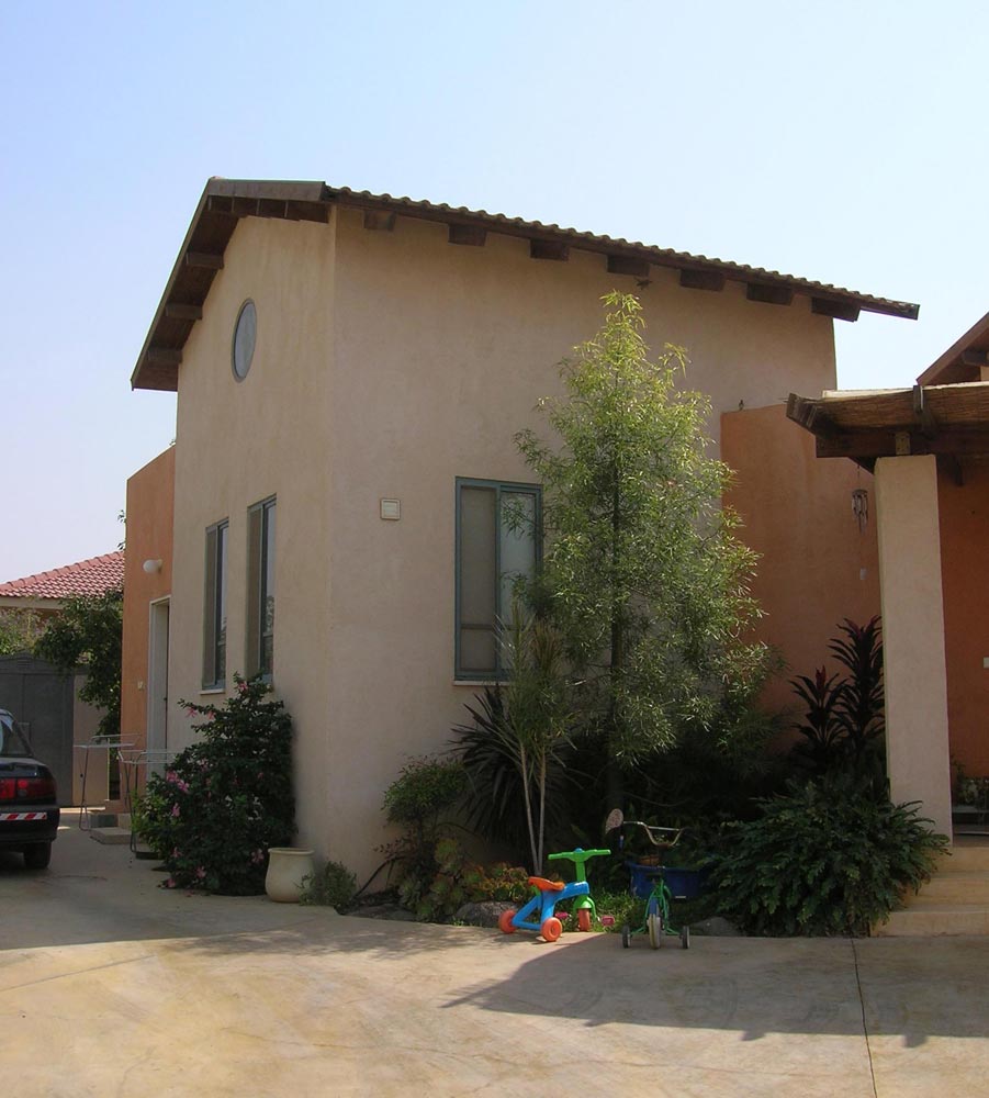 בית בכפר תבור - טיח מינרלי 2002