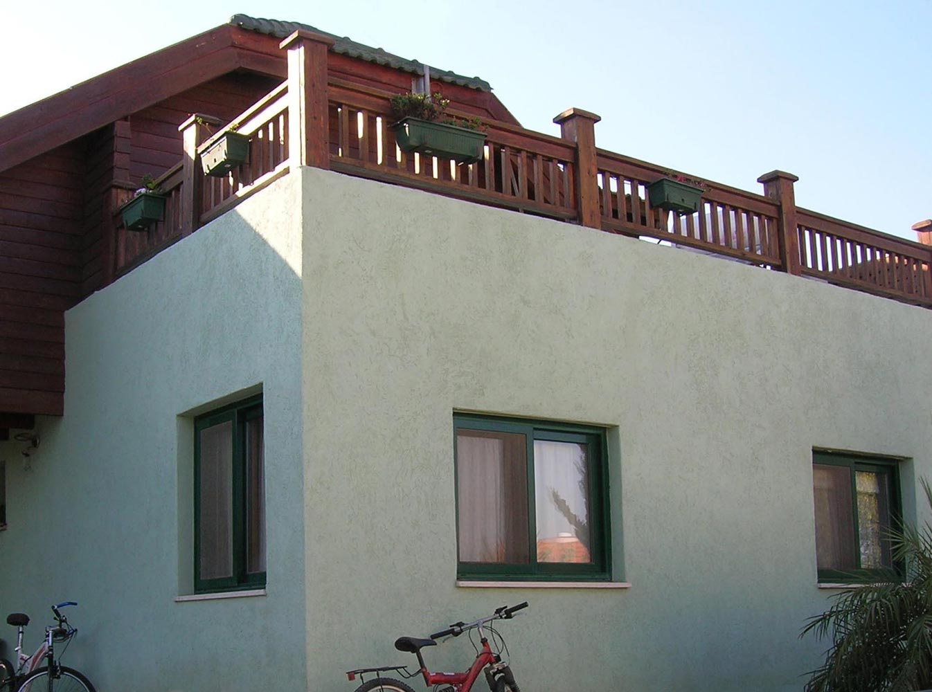 בית בשכניה 2000 - טיח מינרלי