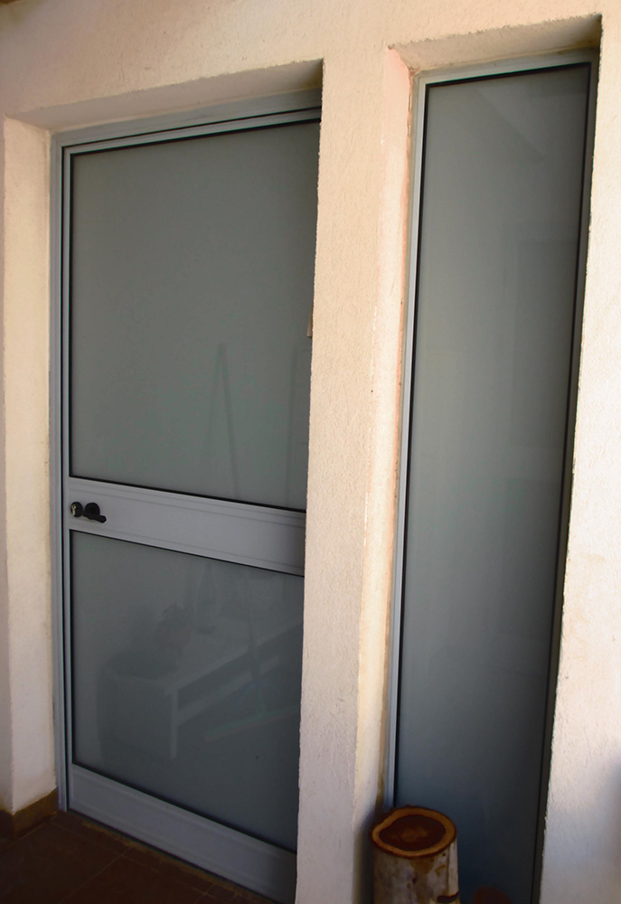 דלת כניסה - מעלה גלבוע 2014