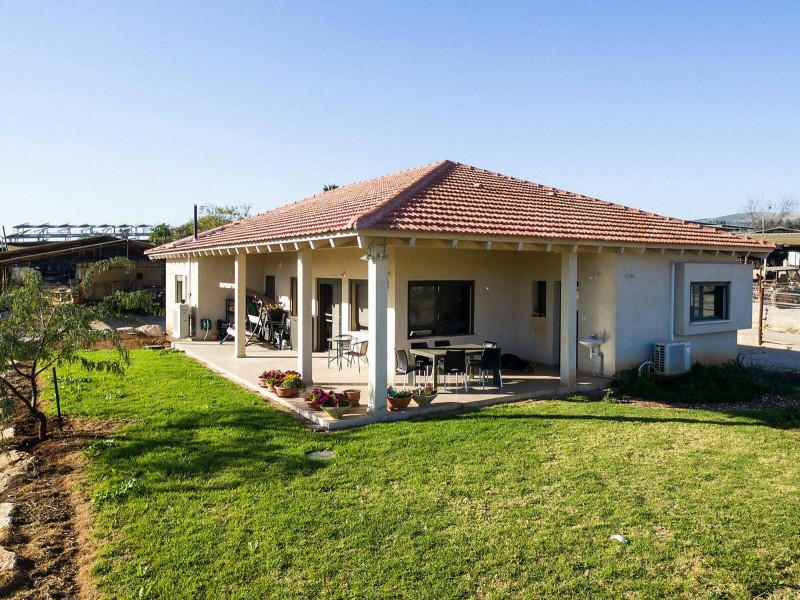 אגדת גגות הרעפים