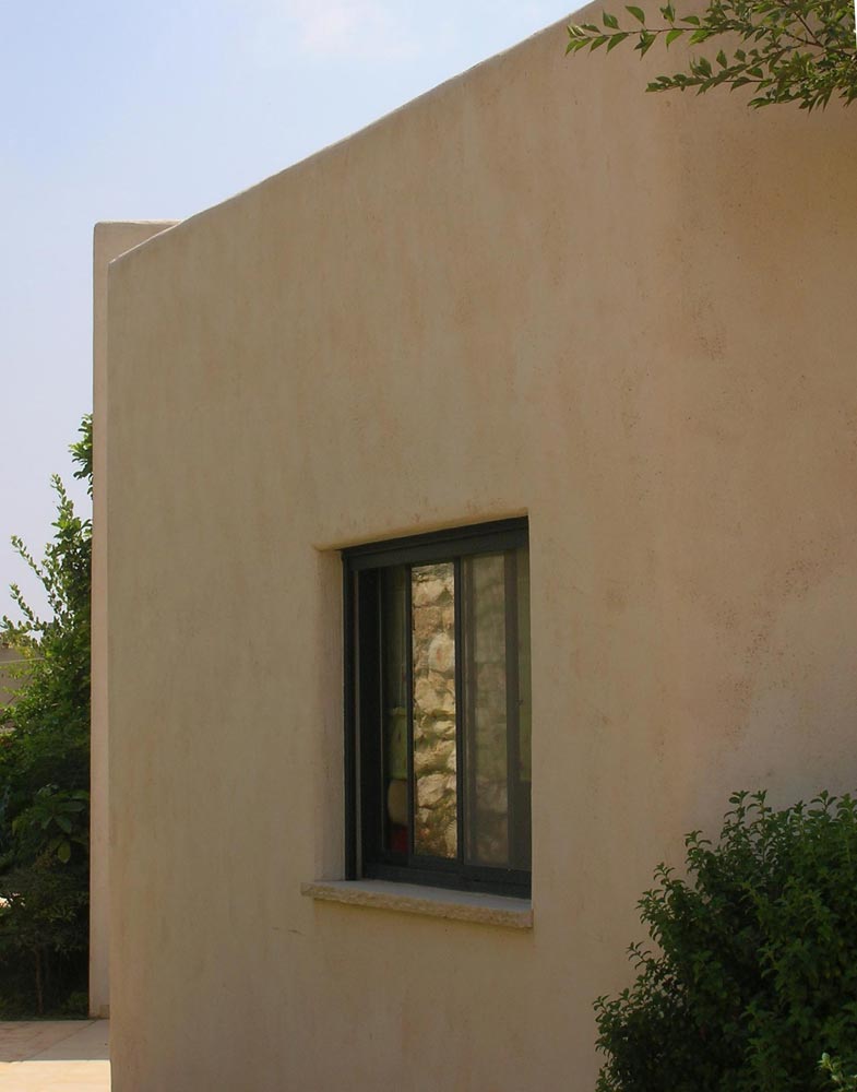 בית בלבון 2001